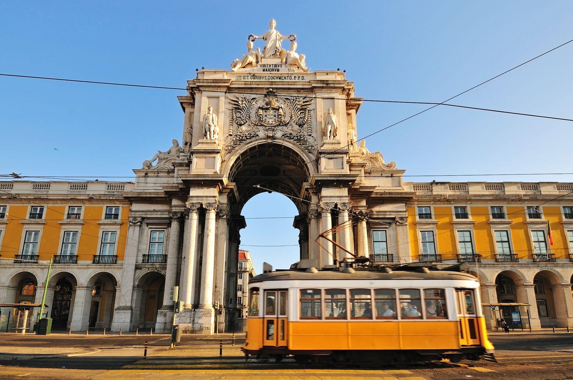 Pousada De Lisboa - Small Luxury Hotels Of The World Exterior foto The Rossio railway station